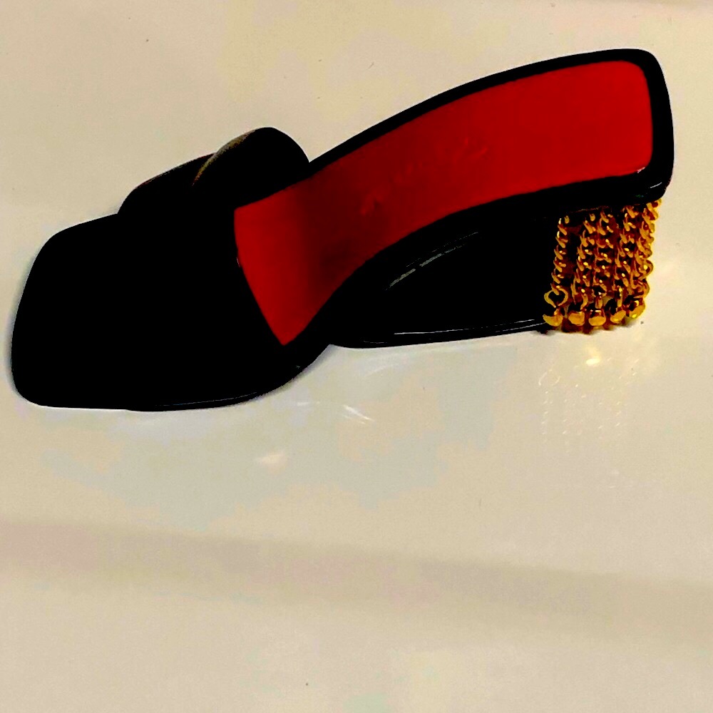 Just The Right Size Shoe. Miniature shoe collection. Black, red with gold chains
